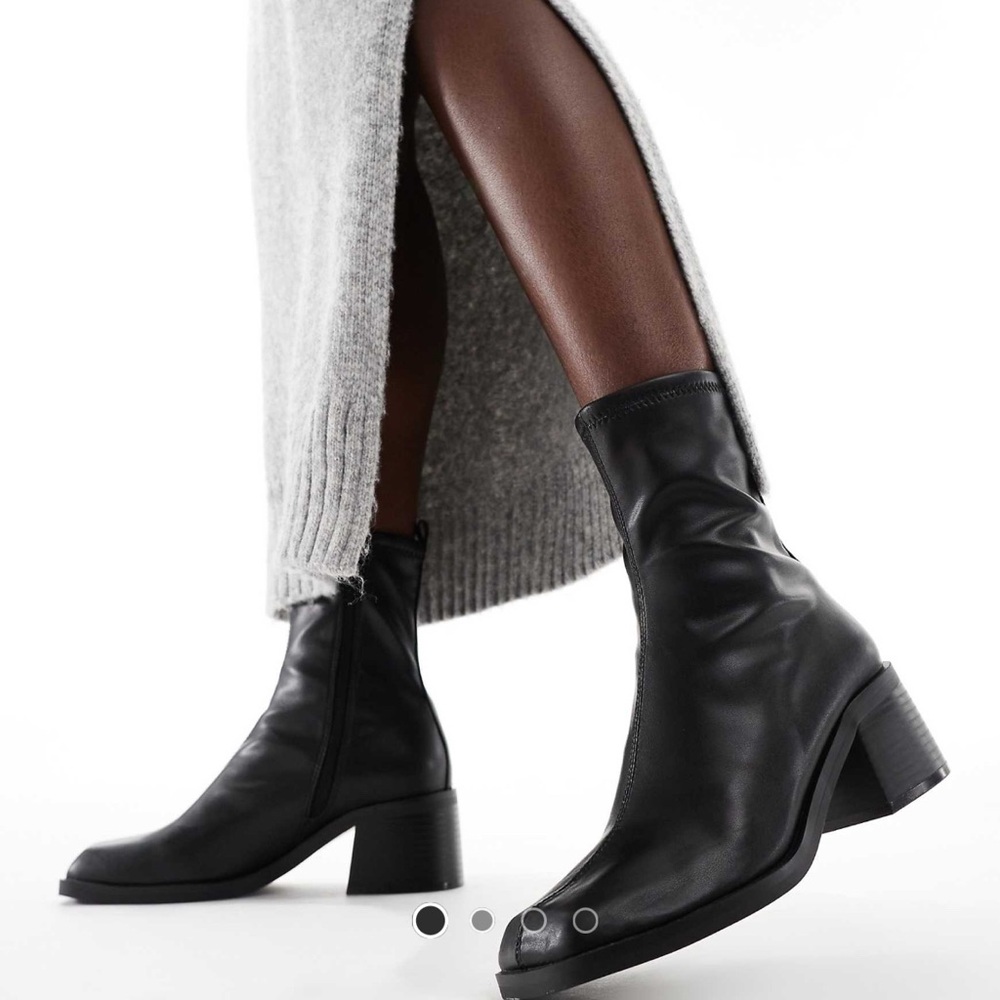 Black Boots